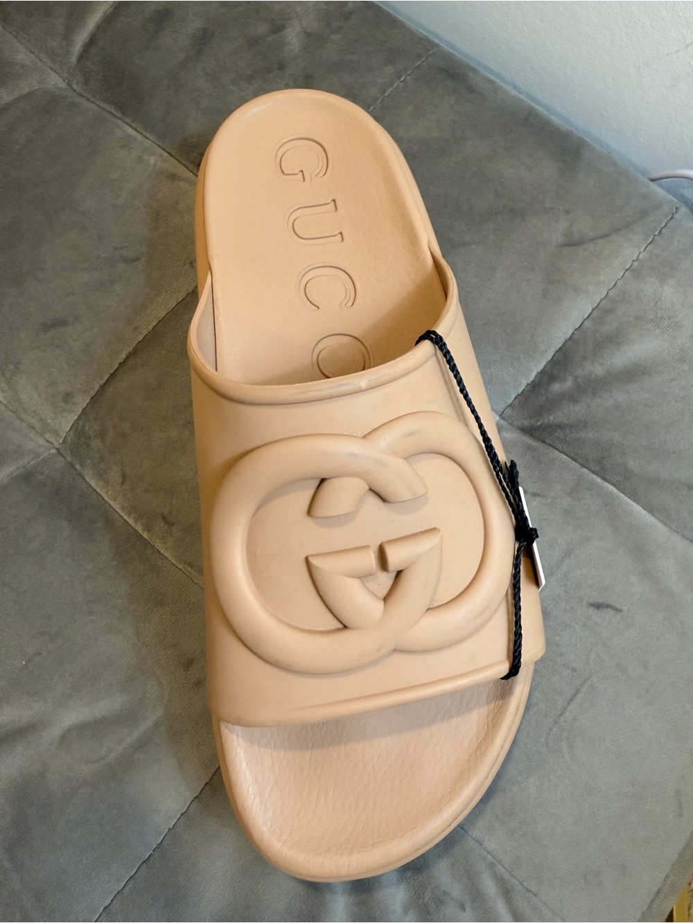 Gucci Vintage Camel GG Logo Rubber Slide Sandals - Picture 6 of 16